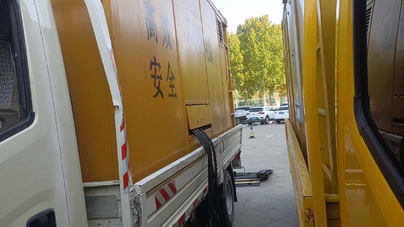万宁如何判断柴油发电机组和UPS电源的切换时间是否符合要求？