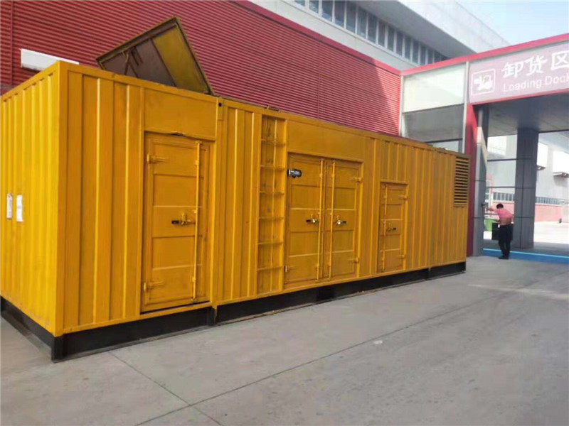 万宁国内外发电机组租赁合同在明确设备维护责任方面有哪些不同做法？