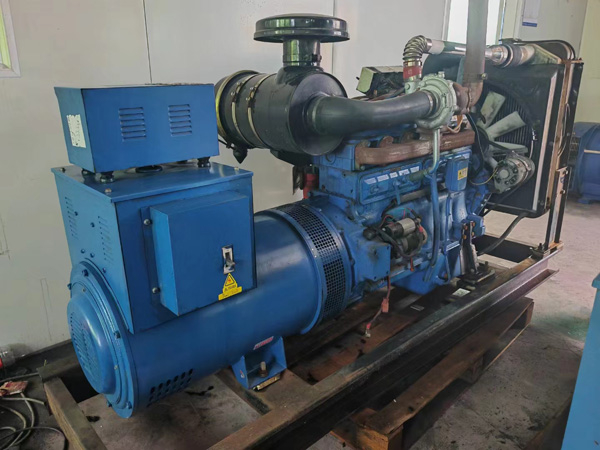 万宁100kW柴油发电机组使用多级机油有哪些优缺点？